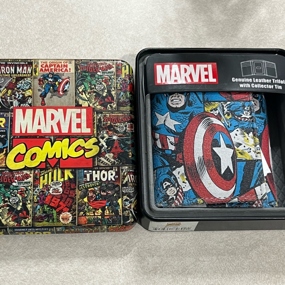 Marvel Comics Captain America Graphic Trifold Leather Wallet
